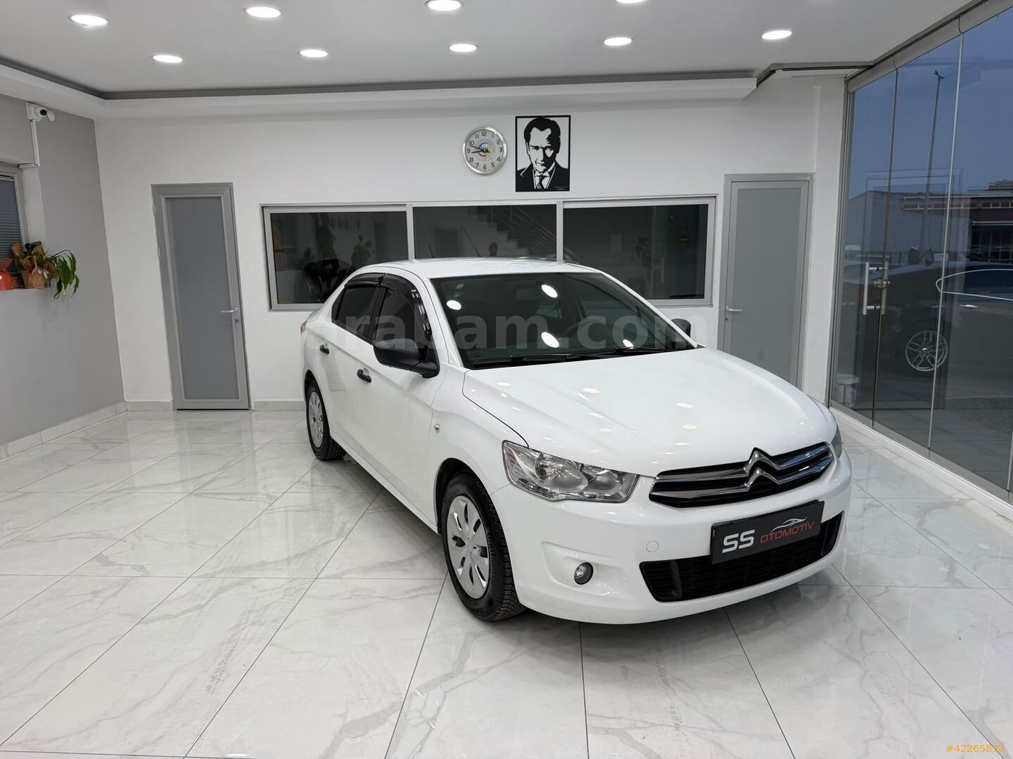 Galeriden Citroen C-Elysée 1.2 VTi Attraction 2013 Model Kırklareli 130.000 km Beyaz 2