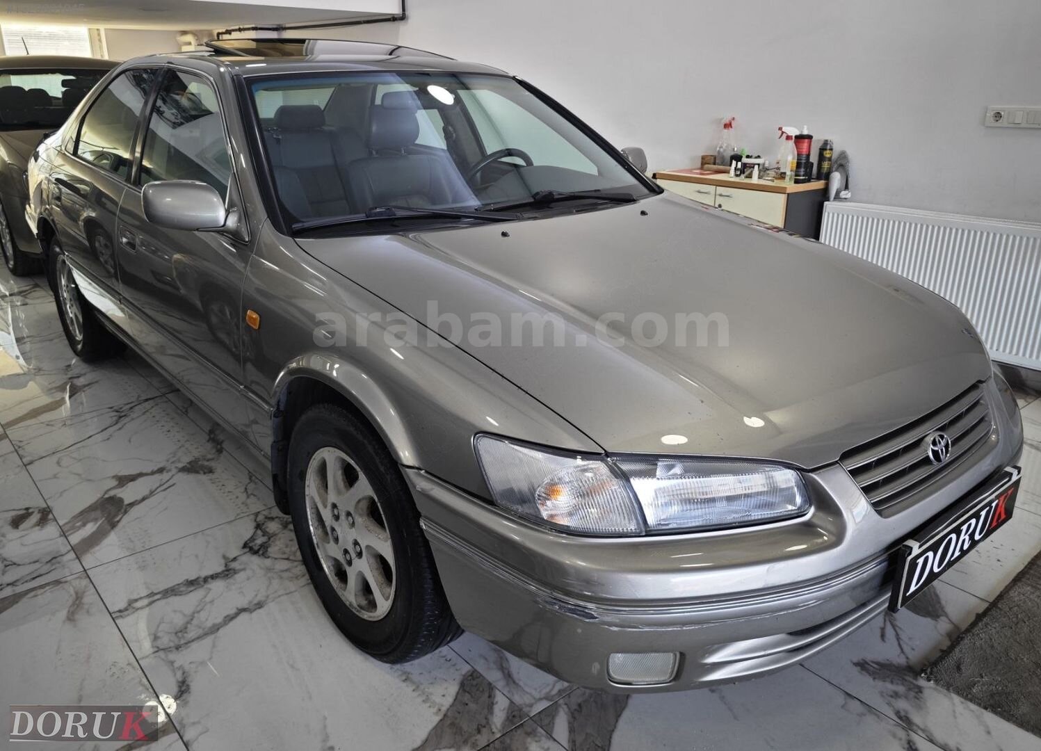 Galeriden Toyota Camry 3.0 GX 2000 Model İstanbul 184.000 km Füme 3