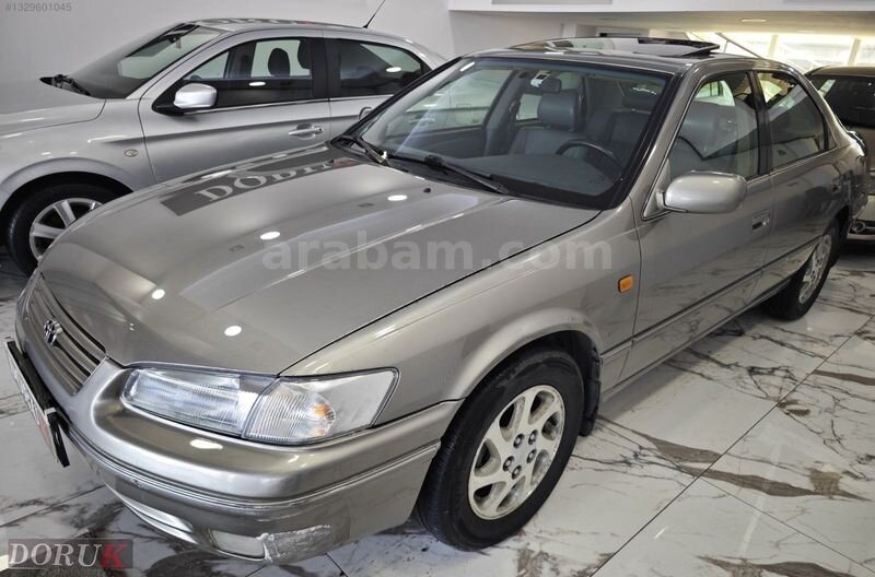 Galeriden Toyota Camry 3.0 GX 2000 Model İstanbul 184.000 km Füme