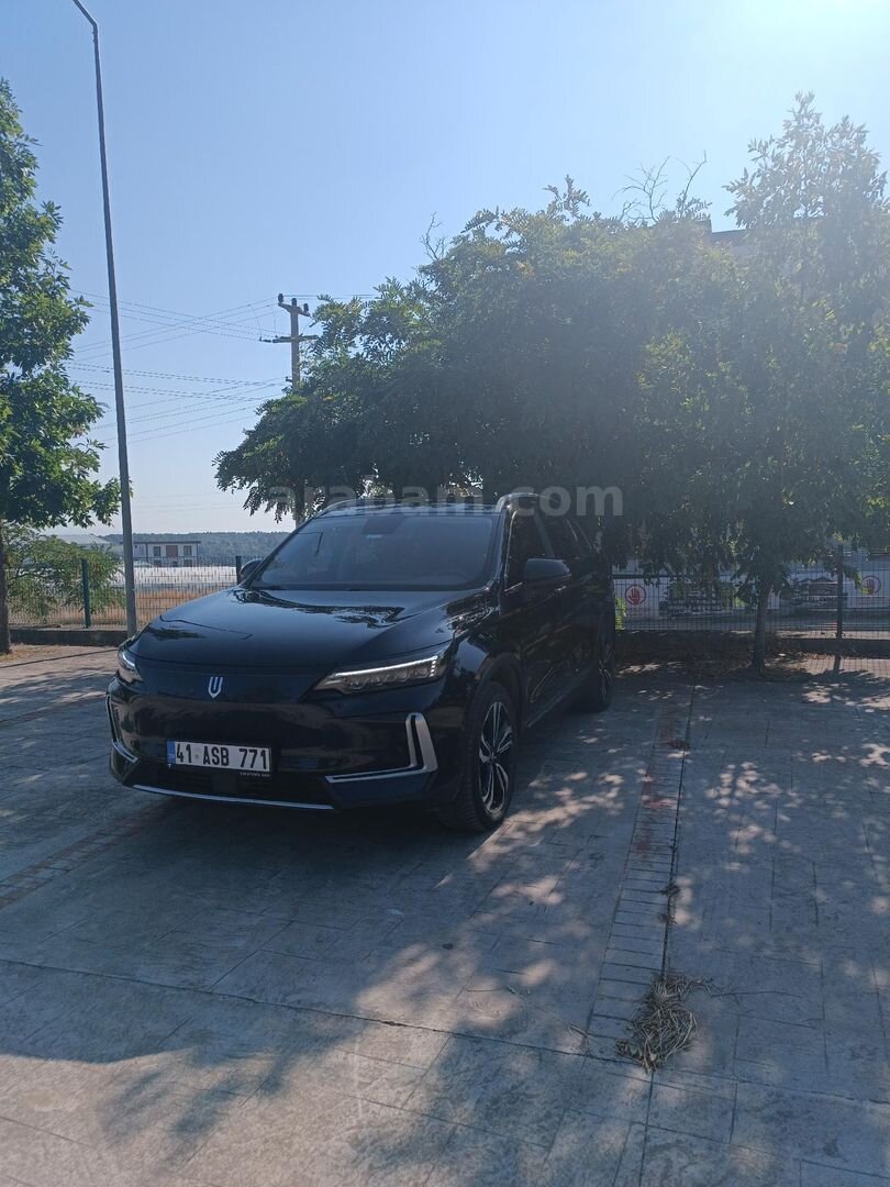 Sahibinden Skywell ET5 Legend 2023 Model Kocaeli 77.500 km Lacivert 2