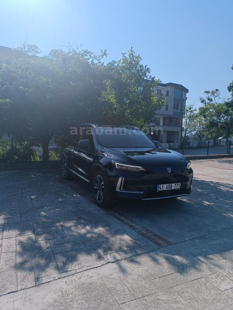 Sahibinden Skywell ET5 Legend 2023 Model Kocaeli 77.500 km Lacivert 3