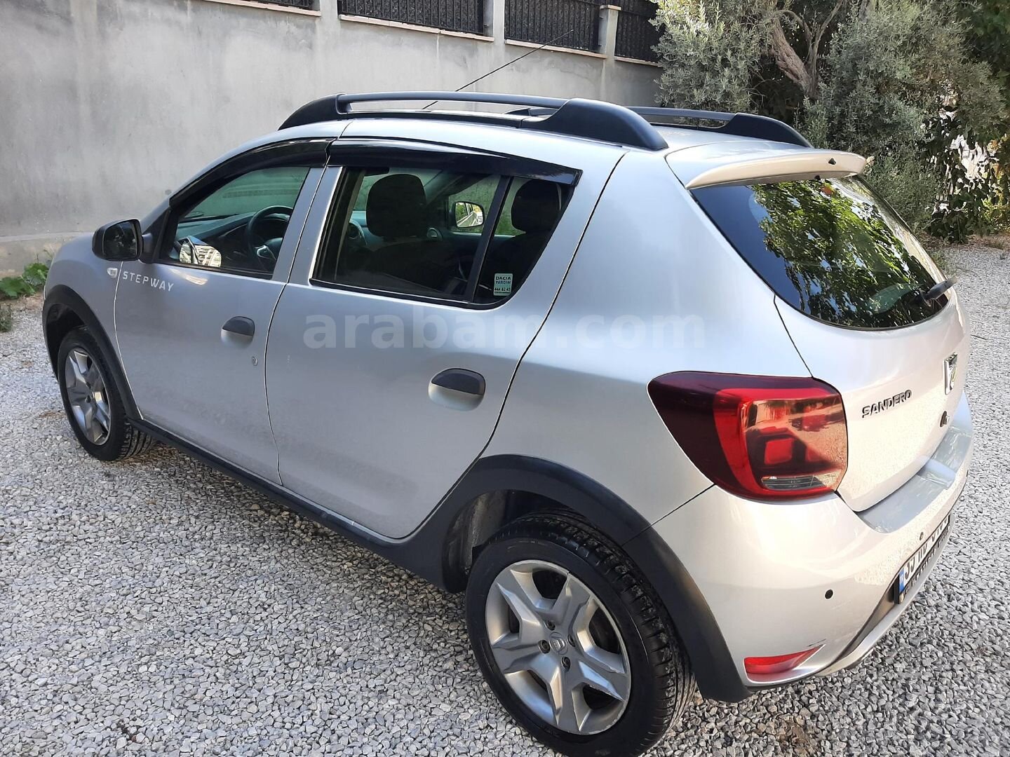 Sahibinden Dacia Sandero 1.5 dCi Stepway 2017 Model İzmir 180.500 km Gri 3