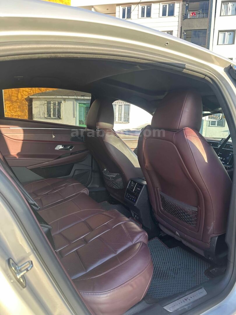 Sahibinden DS Automobiles DS9 1.6 Puretech Opera 2022 Model İstanbul 76.500 km Gri 5