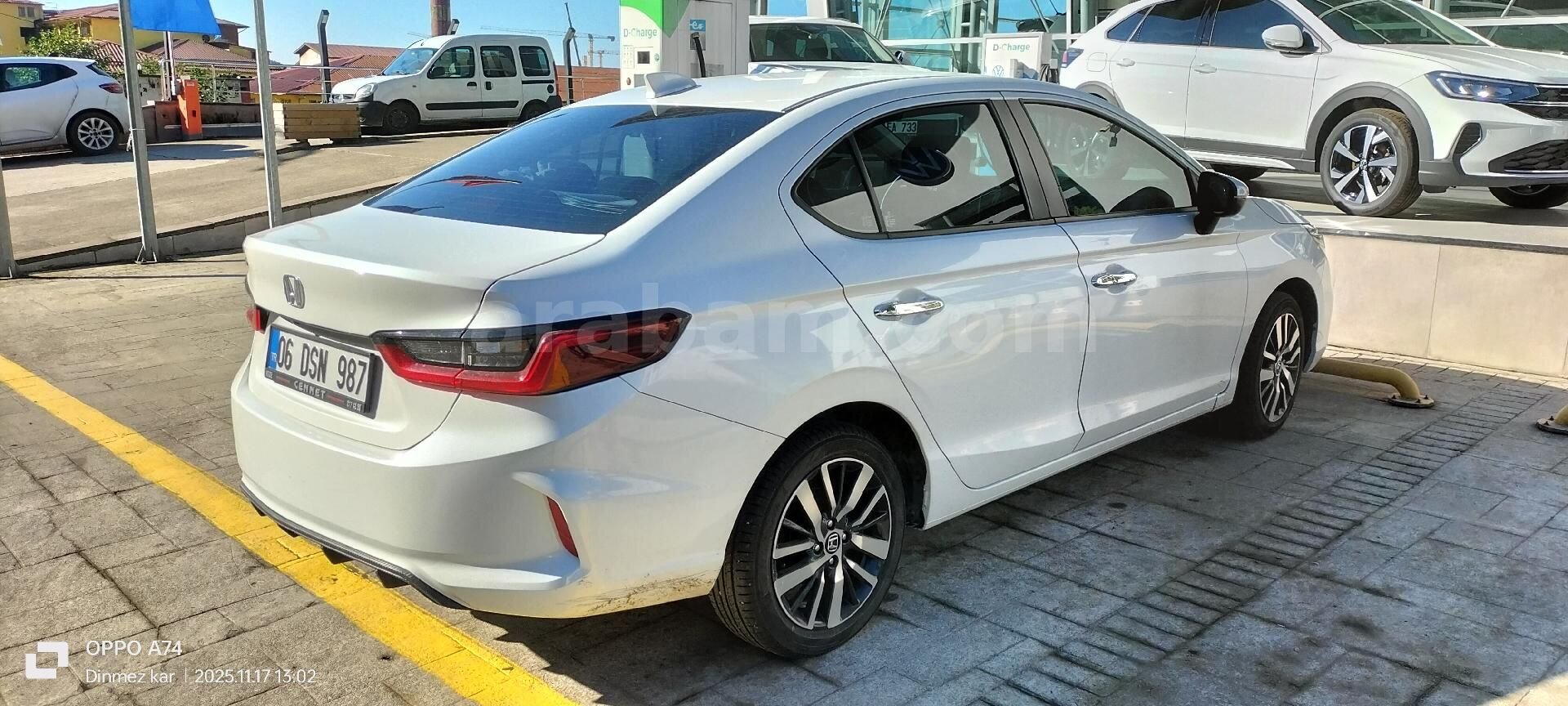 Sahibinden Honda City 1.5 i-VTEC Executive 2023 Model Rize 33.000 km Beyaz 1