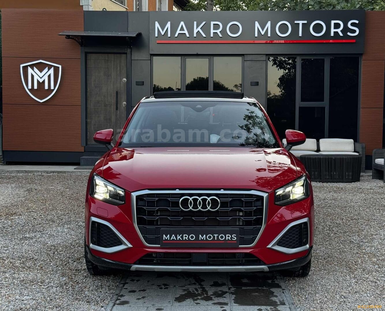 Galeriden Audi Q2 35 TFSI Advanced 2024 Model İstanbul 19.000 km Kırmızı 1