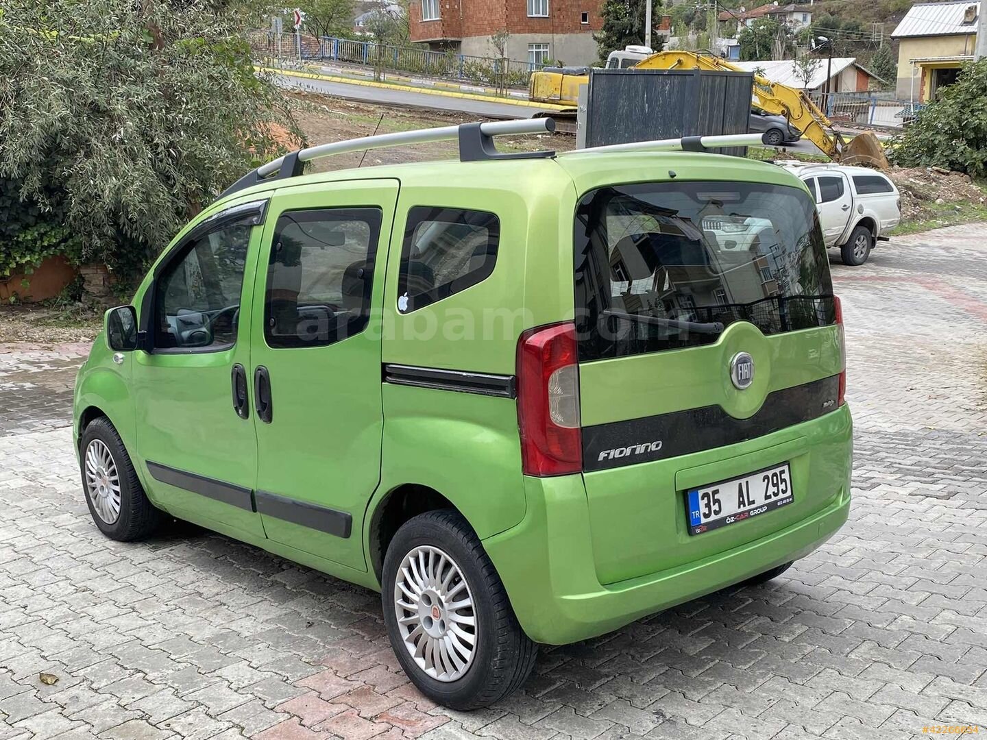BERKAN OTO'dan satılık düzgün aile aracı fulll 5