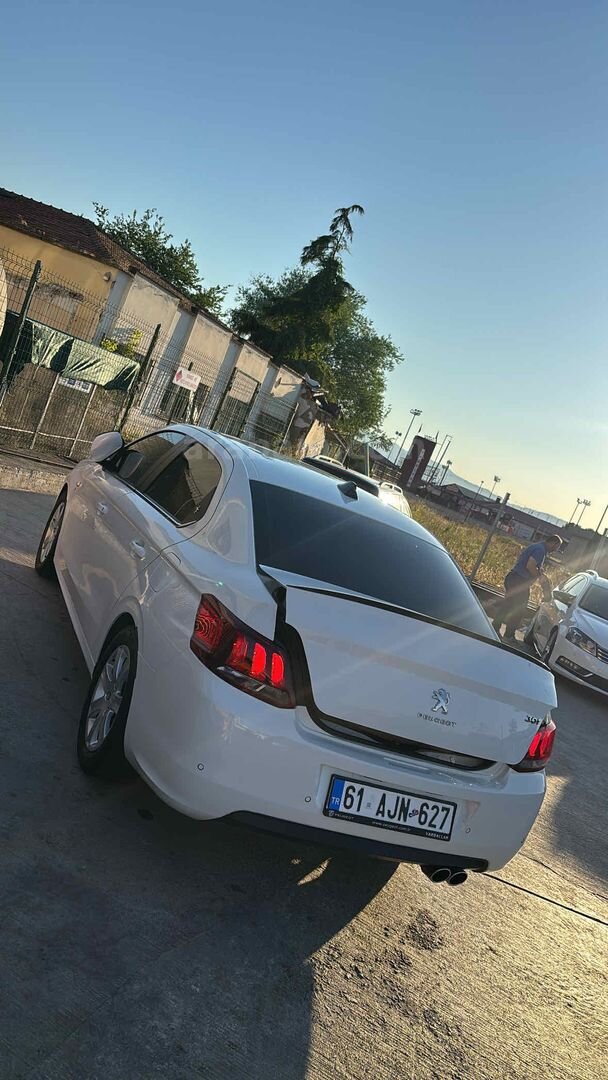 Sahibinden Peugeot 301 1.6 HDi Allure 2013 Model Trabzon 219.000 km Beyaz 4