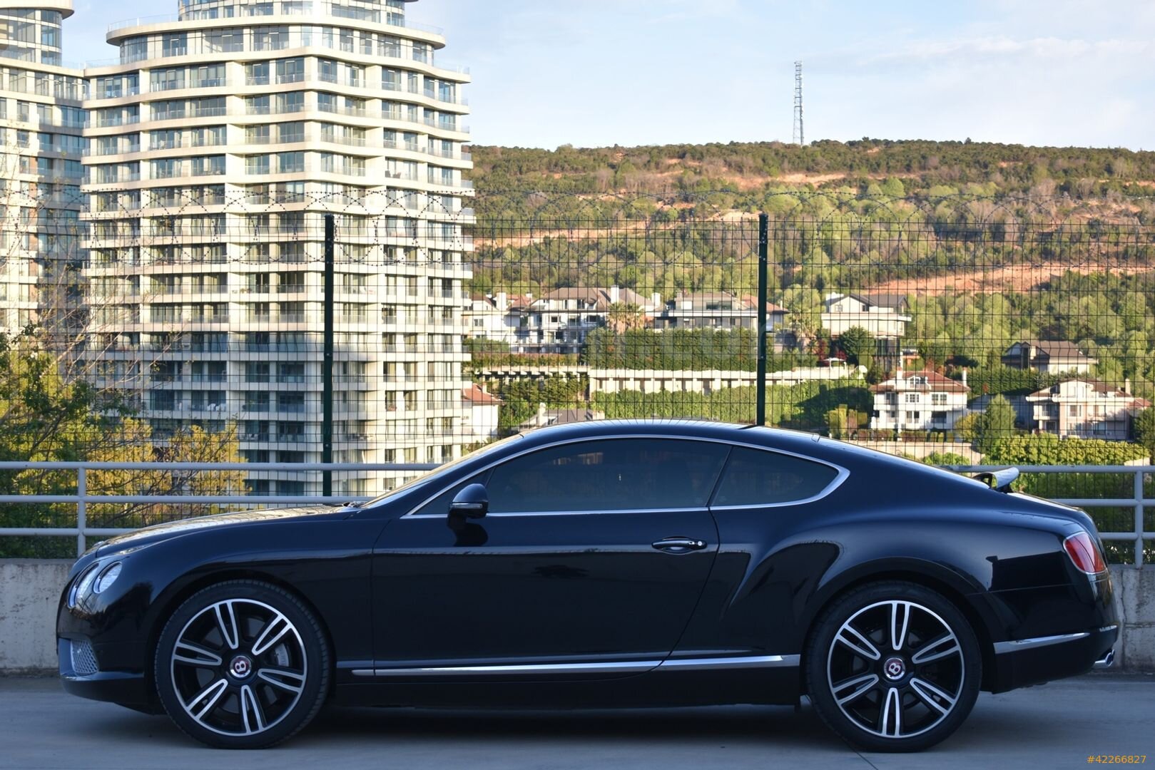 Galeriden Bentley Continental GT 2013 Model İstanbul 106.000 km Siyah 4