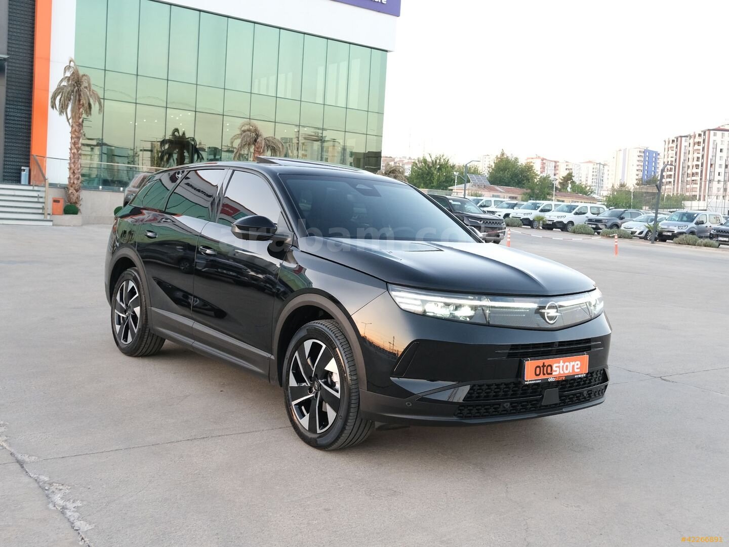 Galeriden Opel Grandland 1.2 T Hybrid GS 2025 Model Diyarbakır 8.137 km Siyah 3