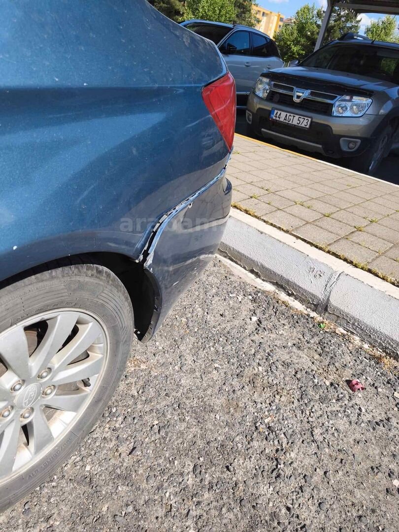 Sahibinden Subaru Impreza 1.5 AWD 2009 Model Diyarbakır 205.000 km Mavi (metalik) 3