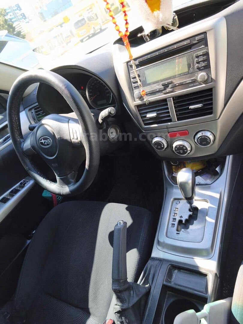 Sahibinden Subaru Impreza 1.5 AWD 2009 Model Diyarbakır 205.000 km Mavi (metalik) 6