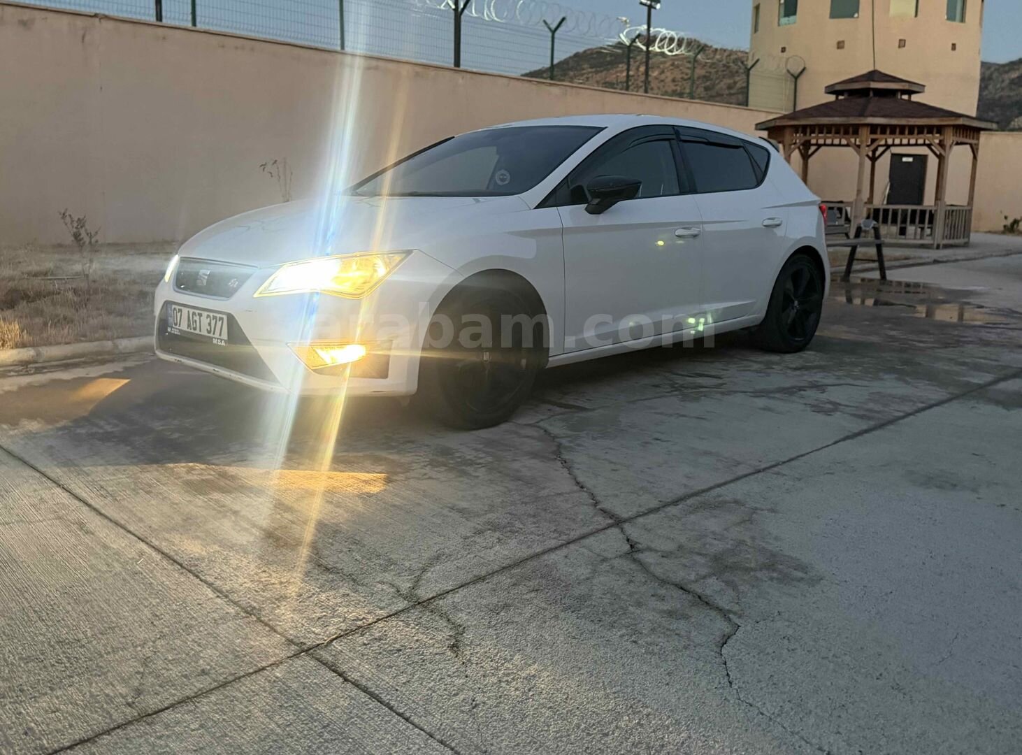 Sahibinden Seat Leon 1.4 TSI FR 2013 Model Konya 220.000 km Beyaz 3