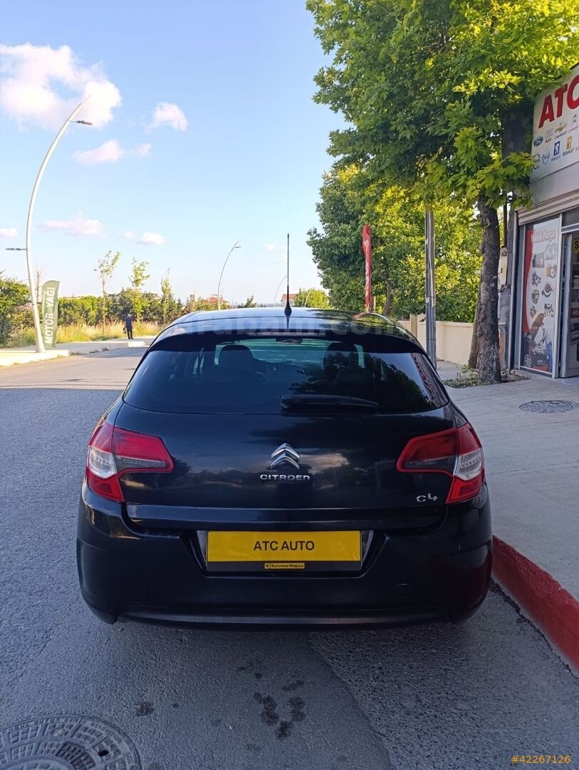 Galeriden Citroen C4 1.6 HDi Confort 2012 Model İstanbul 233.000 km Siyah 4