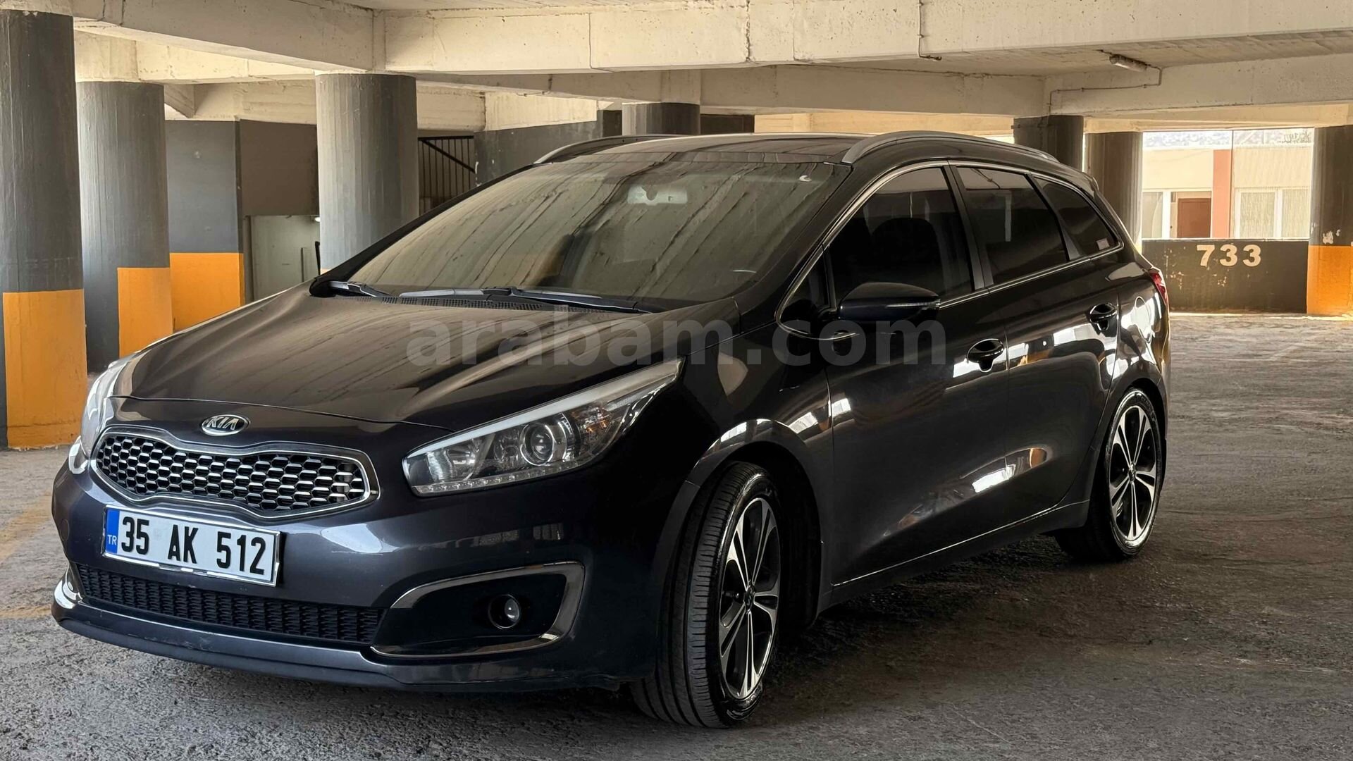 Sahibinden Kia Ceed 1.6 CRDi Premium SW 2017 Model İzmir 141.000 km Füme 3