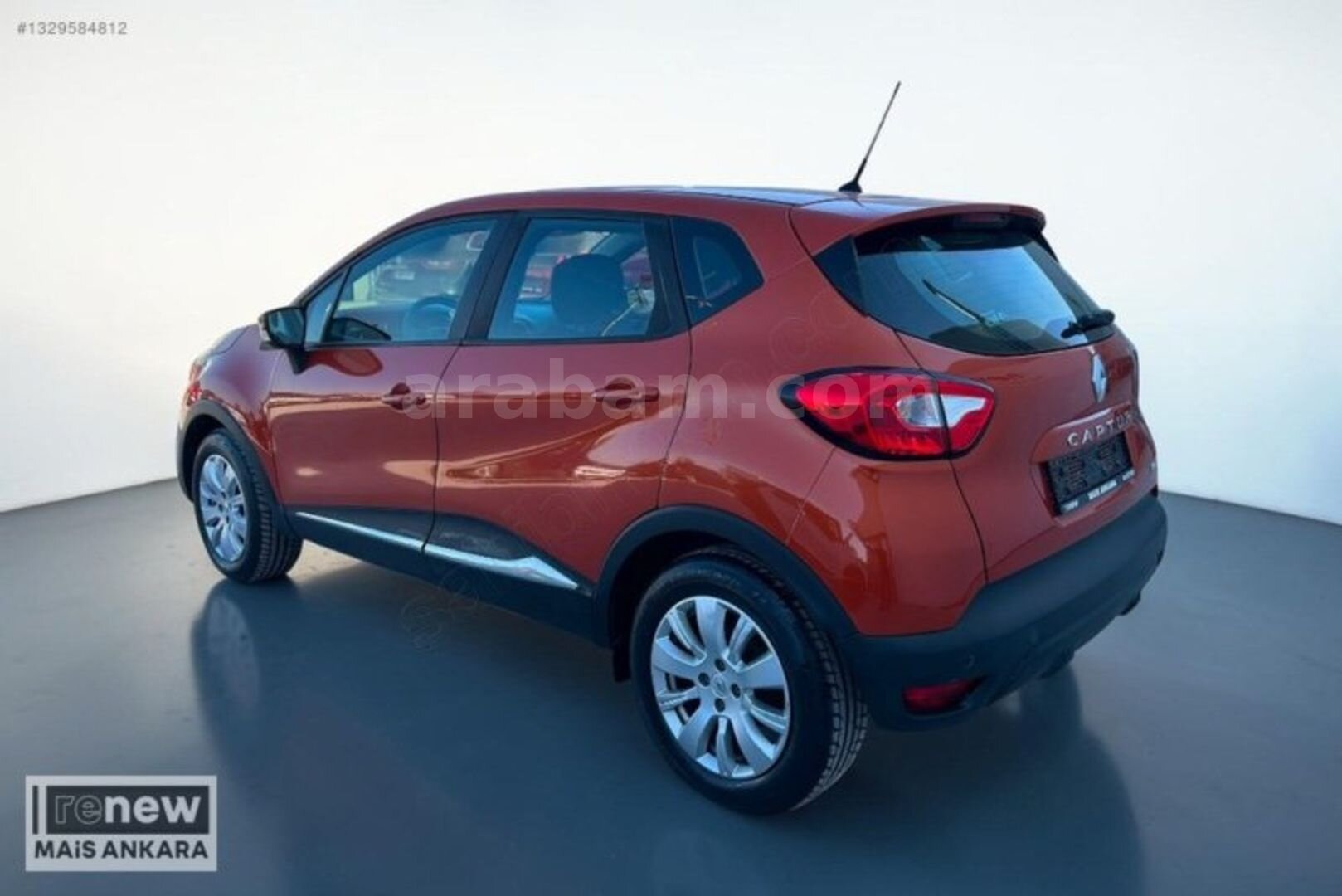 Galeriden Renault Captur 0.9 Touch 2013 Model Ankara 148.866 km Turuncu 3