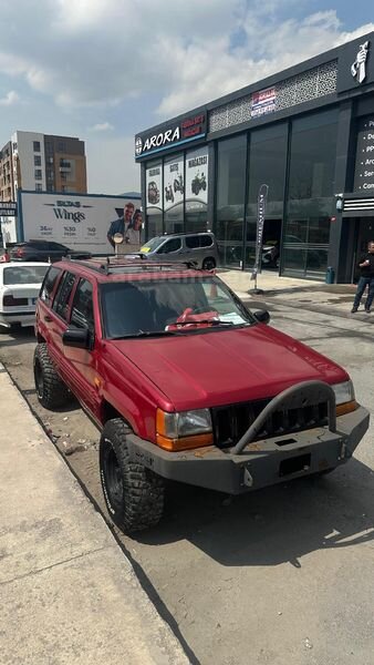 Sahibinden Jeep Grand Cherokee 5.2 Limited 1997 Model İstanbul 850.000 km Kırmızı