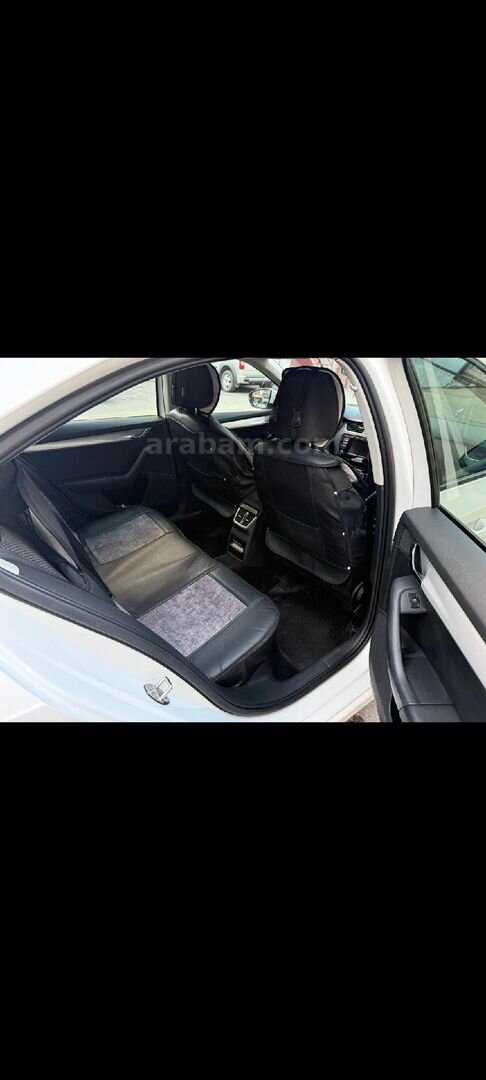 Sahibinden Skoda Octavia 1.6 TDI Ambition 2014 Model Hakkari 186.000 km Beyaz 6