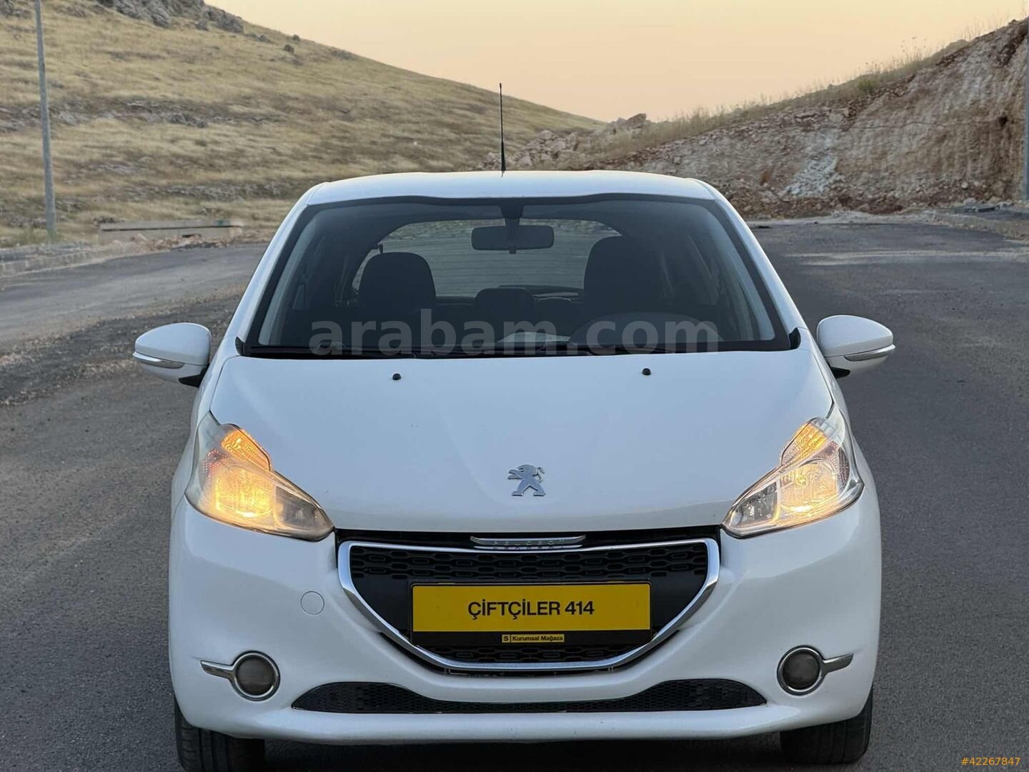 Galeriden Peugeot 208 1.2 VTi Access 2012 Model Şanlıurfa 215.000 km Beyaz 5