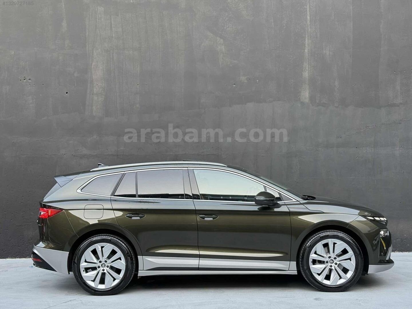Galeriden Skoda Enyaq E-Prestige 2025 Model İstanbul 9.000 km Yeşil 6