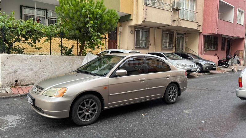 Sahibinden Honda Civic 1.4 S 2002 Model İstanbul 245.000 km Bej