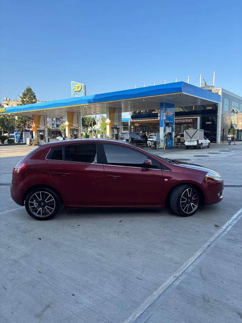 Sahibinden Fiat Bravo 1.6 Mjet Dynamic 2010 Model Mersin 206.000 km Kırmızı 4