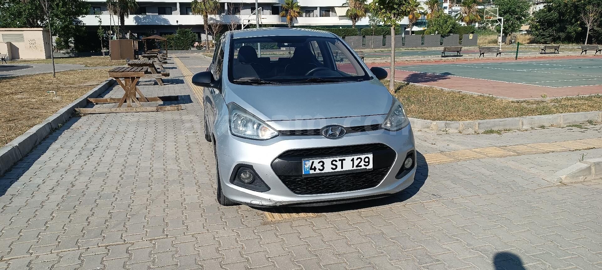 Sahibinden Hyundai i10 1.0 D-CVVT Style 2013 Model İzmir 222.000 km Gri (Gümüş) 5