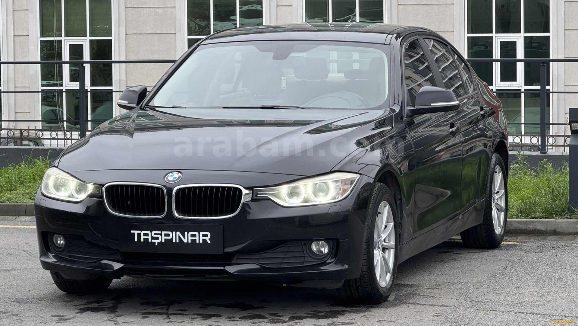 Galeriden BMW 3 Serisi 316i Standart 2013 Model İstanbul 198.000 km Siyah 5