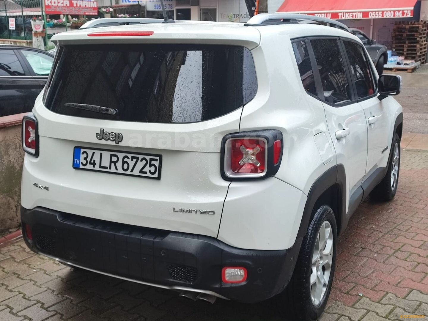 Galeriden Jeep Renegade 1.4 MultiAir Limited 2016 Model İstanbul 270.000 km Beyaz 4