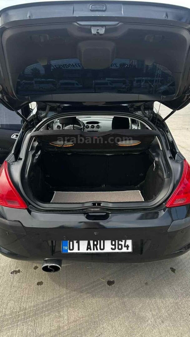 Sahibinden Peugeot 308 1.6 HDi Comfort 2010 Model Adana 300.000 km Siyah 7