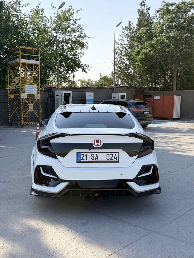 Sahibinden Honda Civic 1.6i VTEC Executive 2019 Model Diyarbakır 206.000 km Beyaz 2