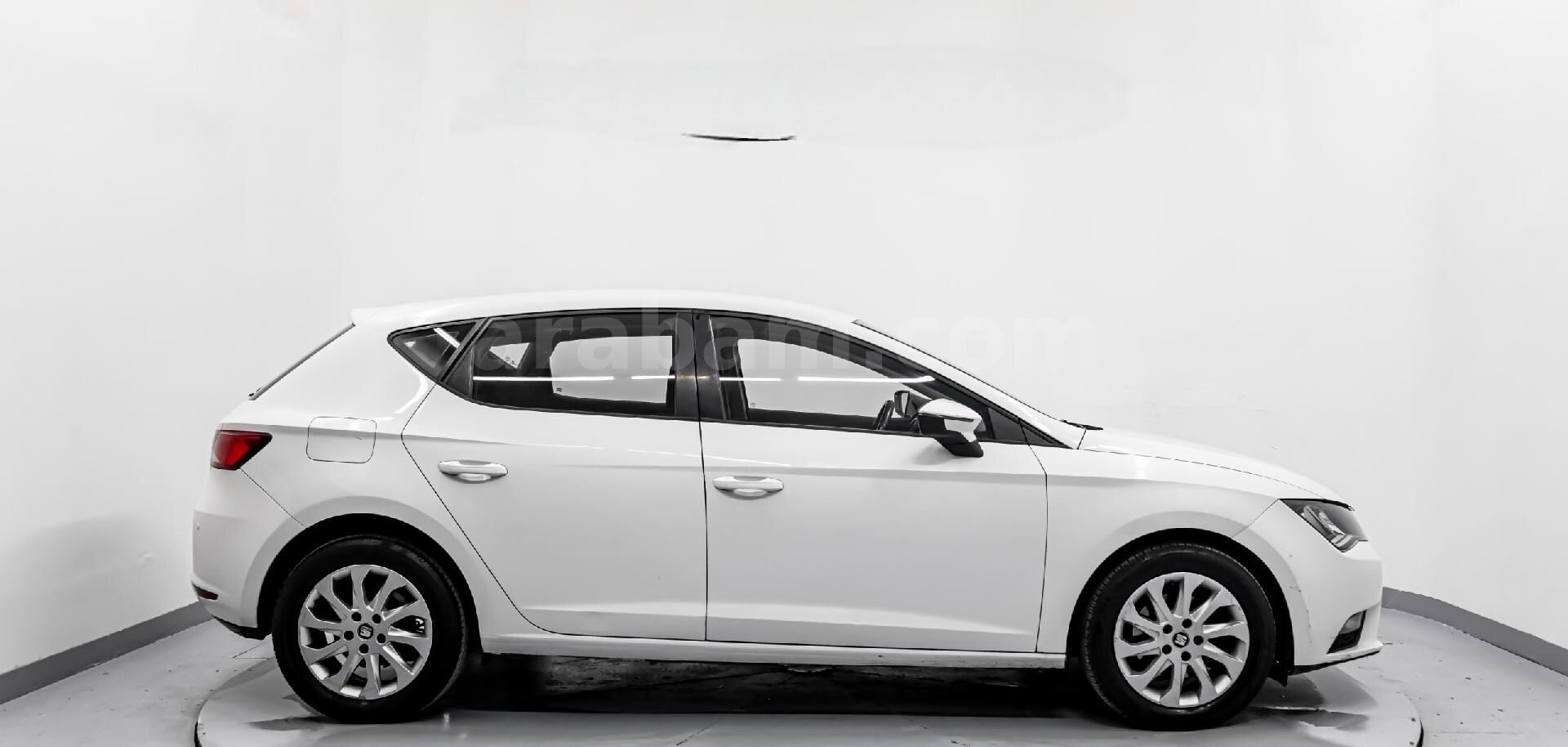 Sahibinden Seat Leon 1.6 TDI Style 2016 Model İstanbul 301.000 km Beyaz 4