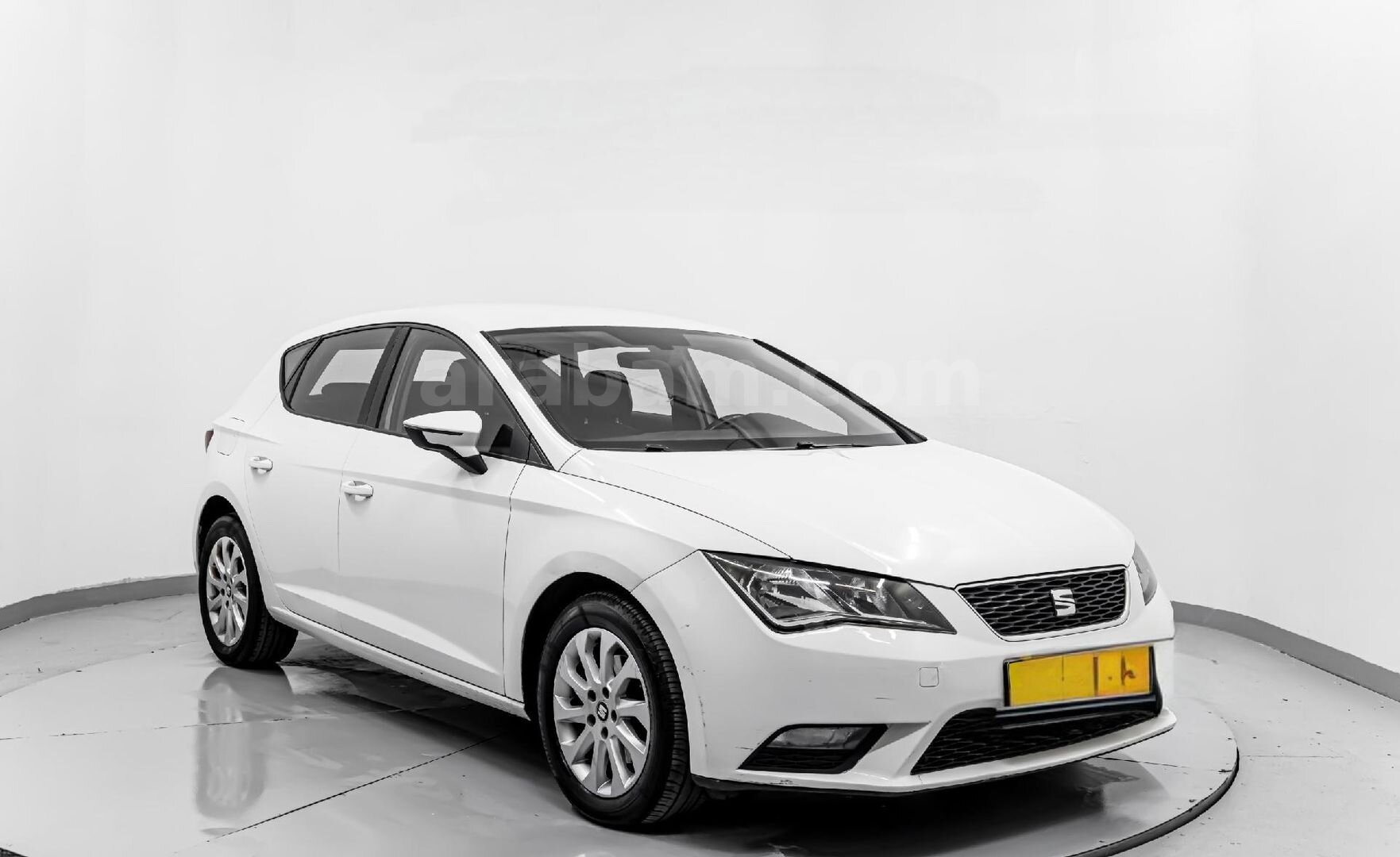 Sahibinden Seat Leon 1.6 TDI Style 2016 Model İstanbul 301.000 km Beyaz 3