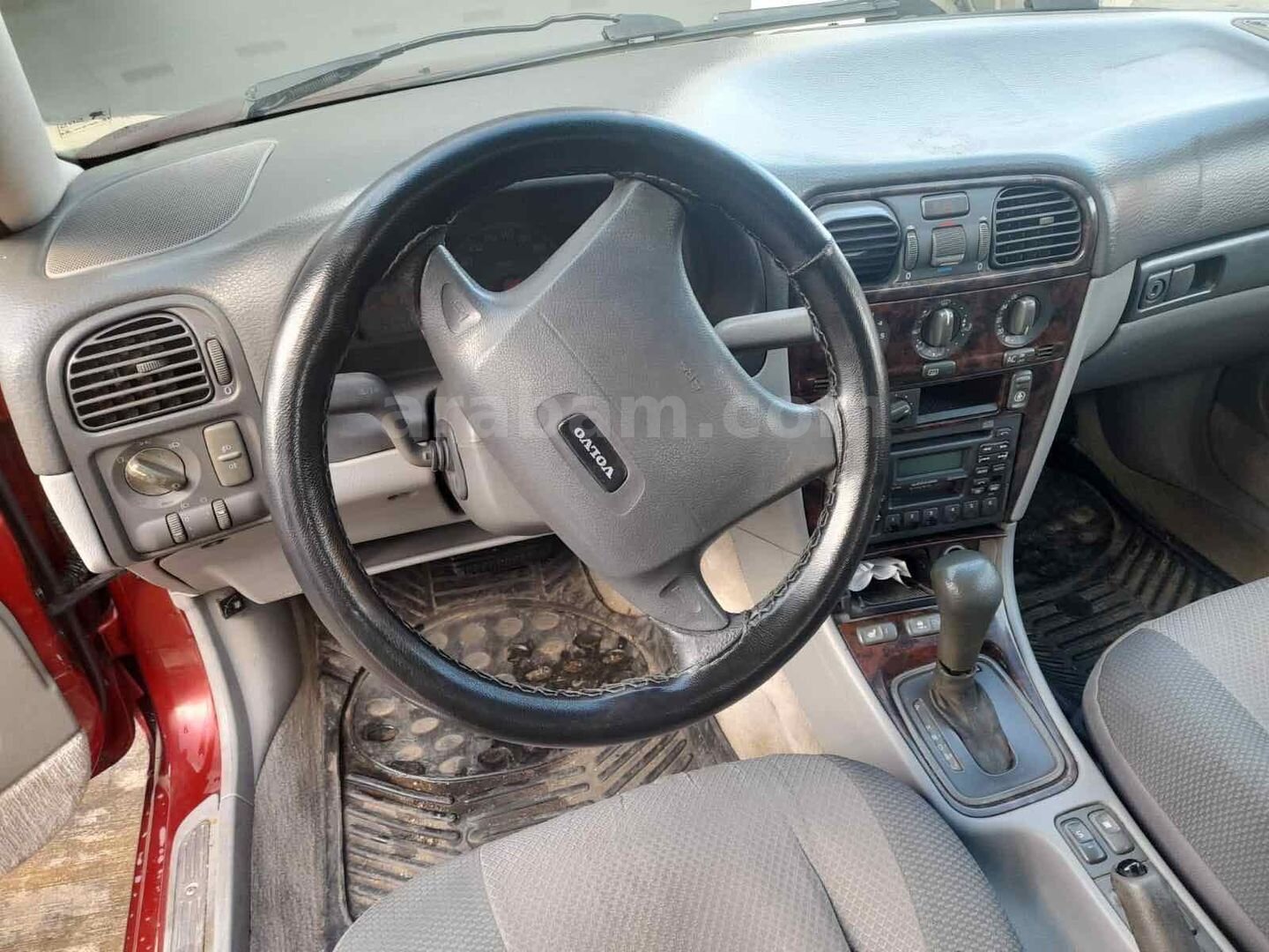 Sahibinden Volvo S40 1.9 T4 2000 Model Ankara 384.000 km Bordo 7
