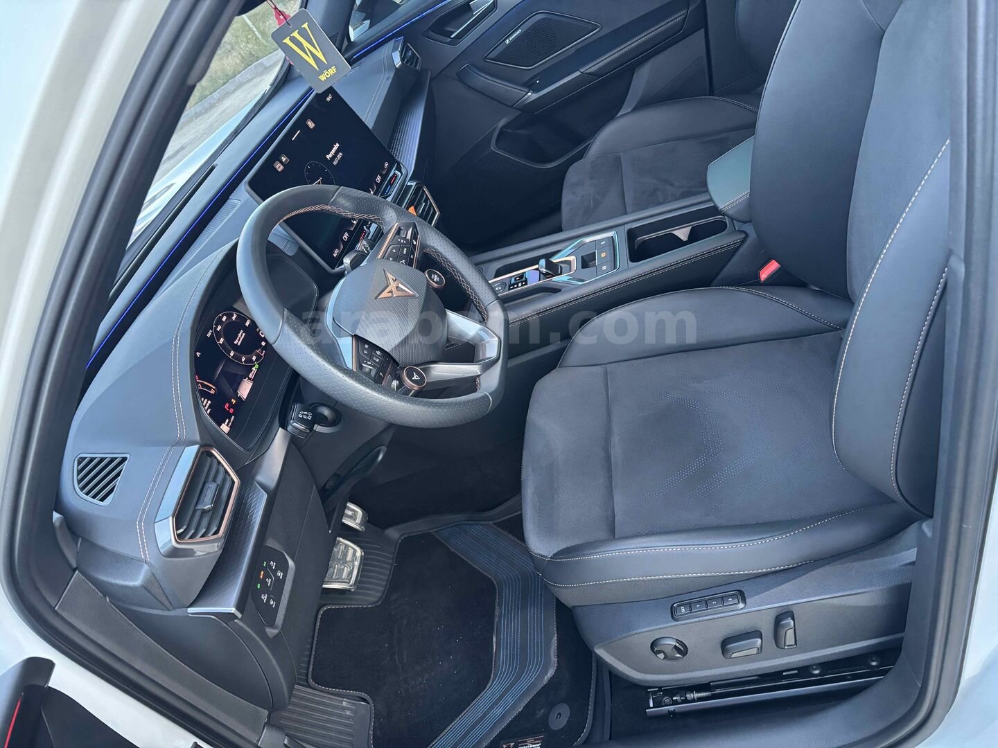 Sahibinden Cupra Formentor 1.5 eTSI VZ-Line 2024 Model Tokat 14.000 km Beyaz 5