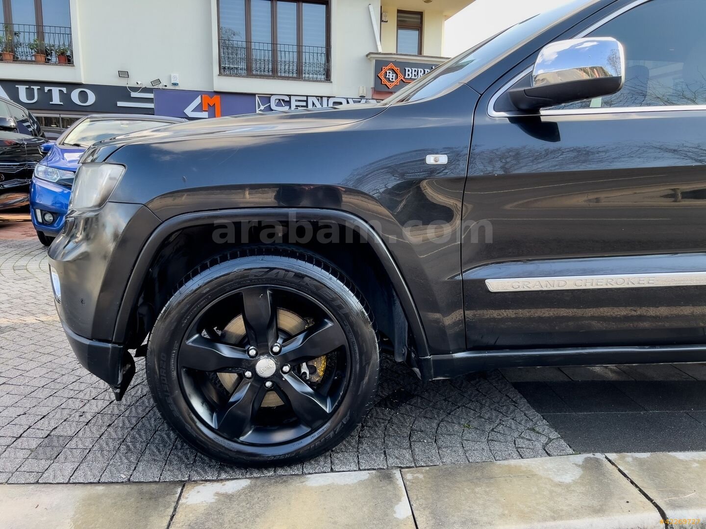 Galeriden Jeep Grand Cherokee 3.0 CRD Overland 2011 Model İstanbul 354.000 km Siyah 5