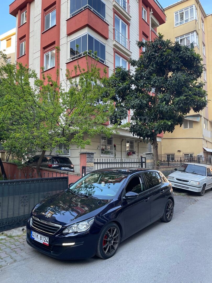 Sahibinden Peugeot 308 1.6 HDi Access 2014 Model İstanbul 140.000 km Lacivert 5
