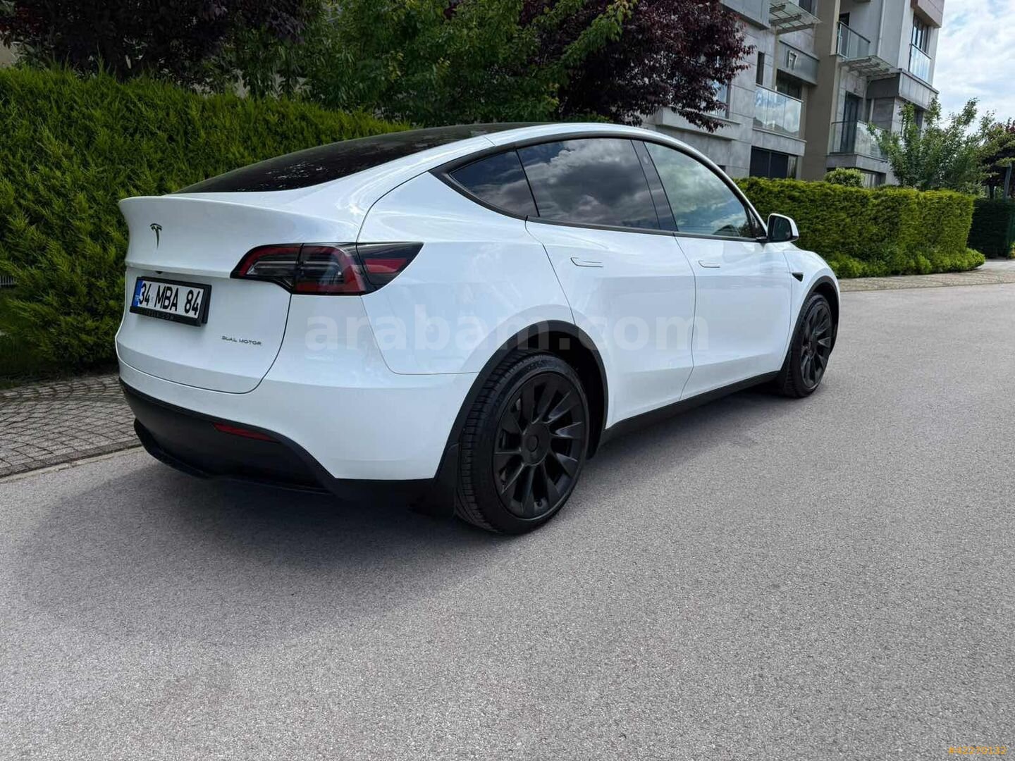 Galeriden Tesla Model Y Long Range AWD 2023 Model Kocaeli 62.000 km Beyaz 4