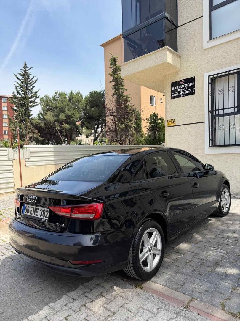 Sahibinden Audi A3 Sedan 1.0 TFSI Dynamic 2018 Model İstanbul 106.500 km Siyah 4