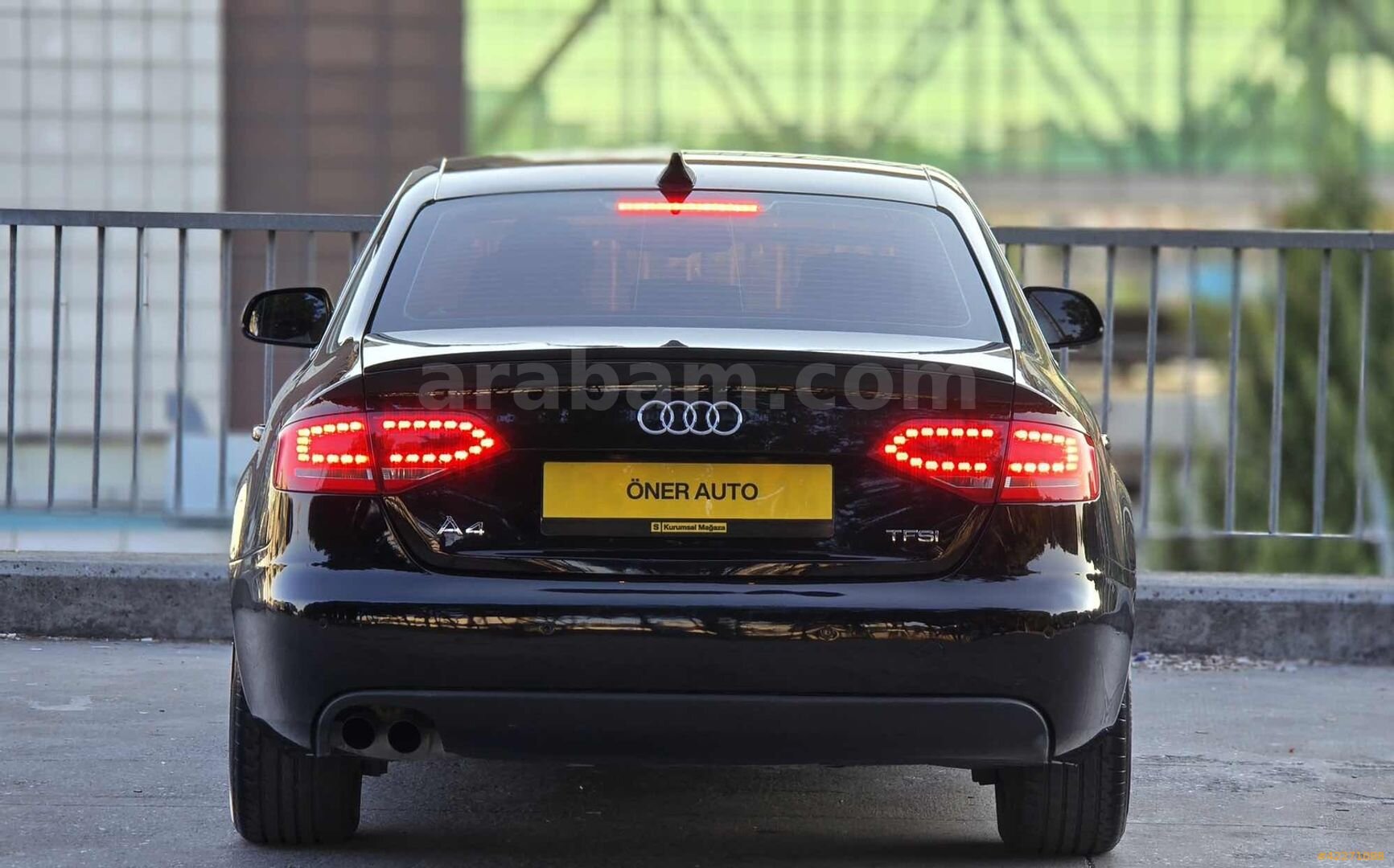 Galeriden Audi A4 Sedan 1.8 TFSI 2012 Model İstanbul 292.000 km Siyah 5