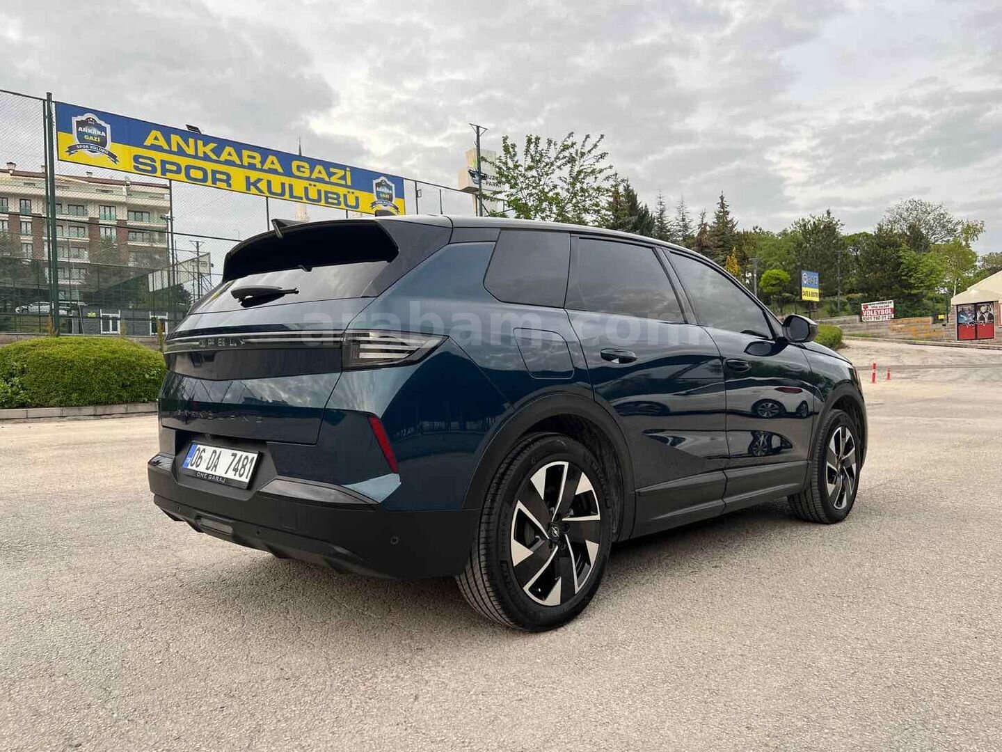 Sahibinden Opel Grandland 1.2 T Hybrid GS 2025 Model Ankara 13.500 km Mavi 6