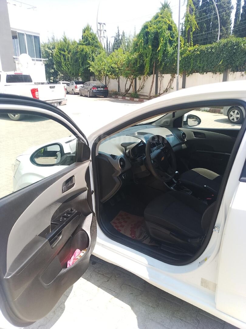 Sahibinden Chevrolet Aveo 1.3 D LT 2012 Model Mersin 196.000 km Beyaz 6