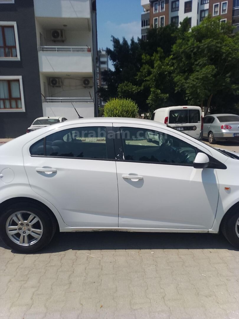 Sahibinden Chevrolet Aveo 1.3 D LT 2012 Model Mersin 196.000 km Beyaz 2