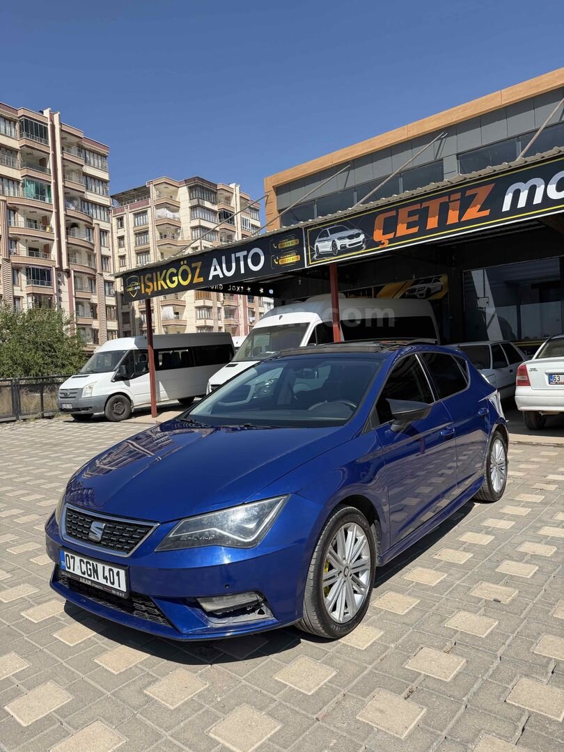Galeriden Seat Leon 1.6 TDI Xcellence 2018 Model Şanlıurfa 198.000 km Lacivert 2