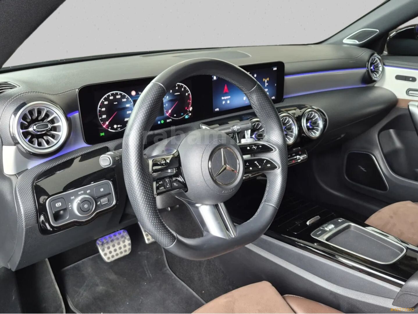 Galeriden Mercedes - Benz CLA 200 AMG 2023 Model İstanbul 45.741 km Siyah 7