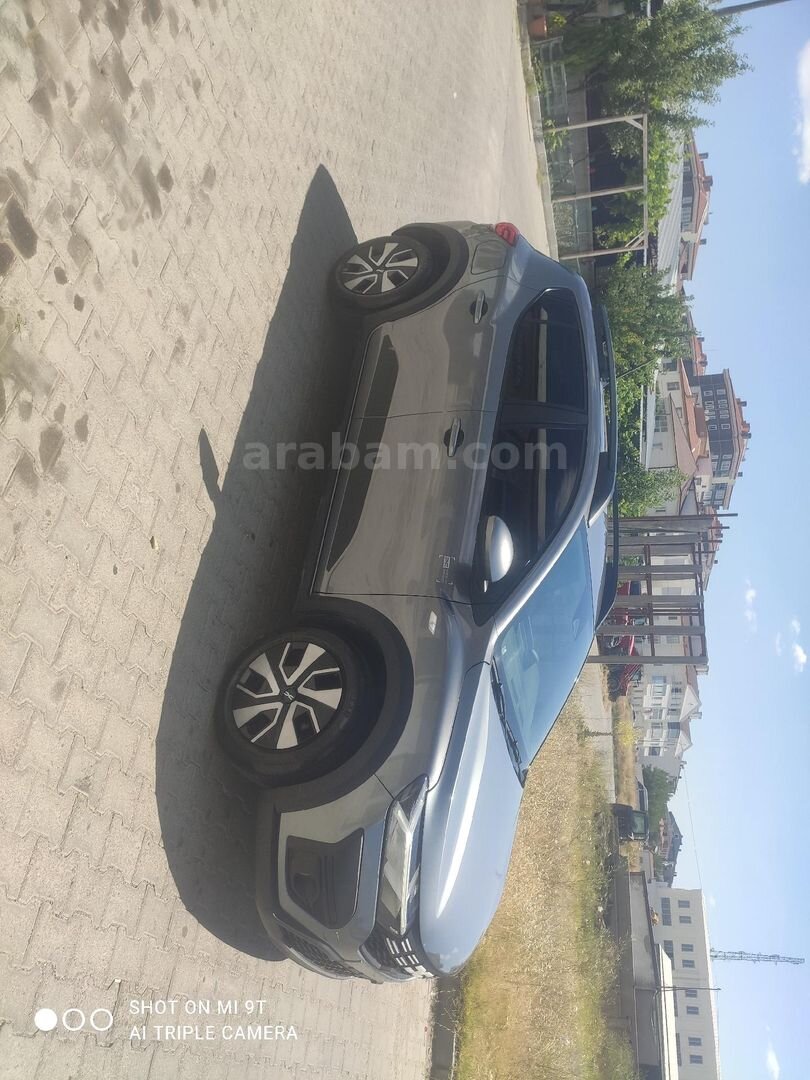 Sahibinden Dacia Sandero 1.0 TCe Extreme 2025 Model Nevşehir 24.000 km Gri (metalik) 4
