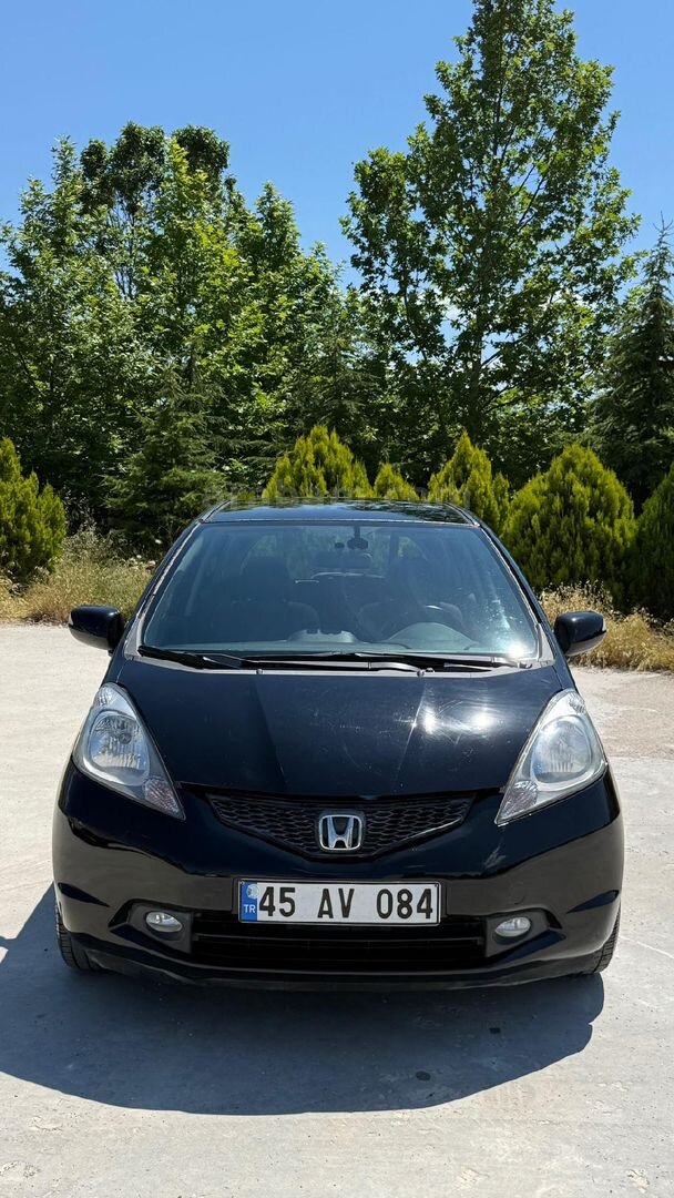 Sahibinden Honda Jazz 1.4 Fun 2011 Model Kütahya 140.900 km Siyah 5