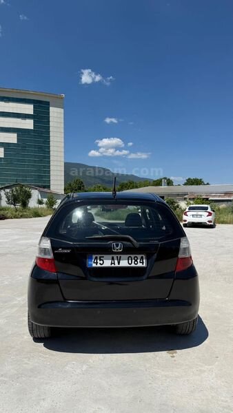 Sahibinden Honda Jazz 1.4 Fun 2011 Model Kütahya 140.900 km Siyah