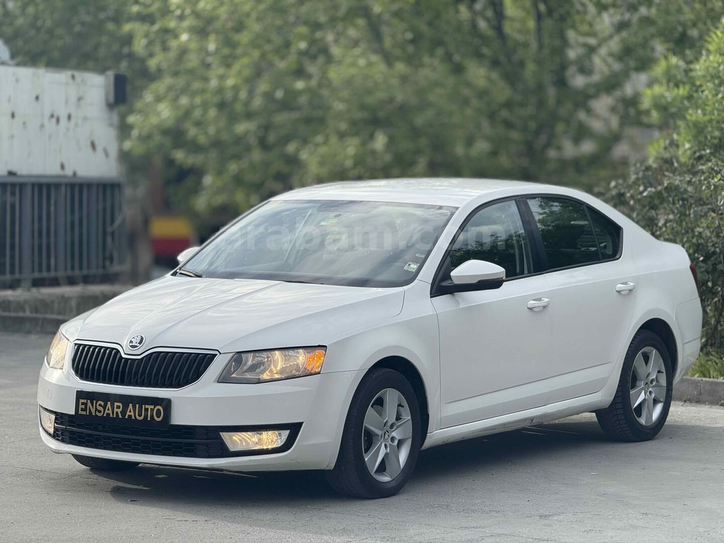 Galeriden Skoda Octavia 1.6 TDI Optimal 2015 Model İstanbul 186.000 km Beyaz 3