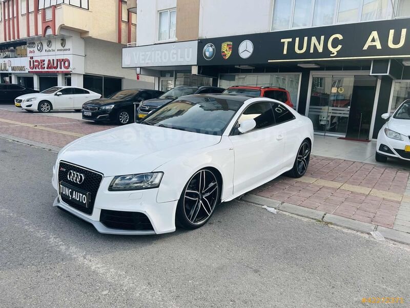 Galeriden Audi A5 Coupe 1.8 TFSI 2011 Model Antalya 211.000 km Beyaz