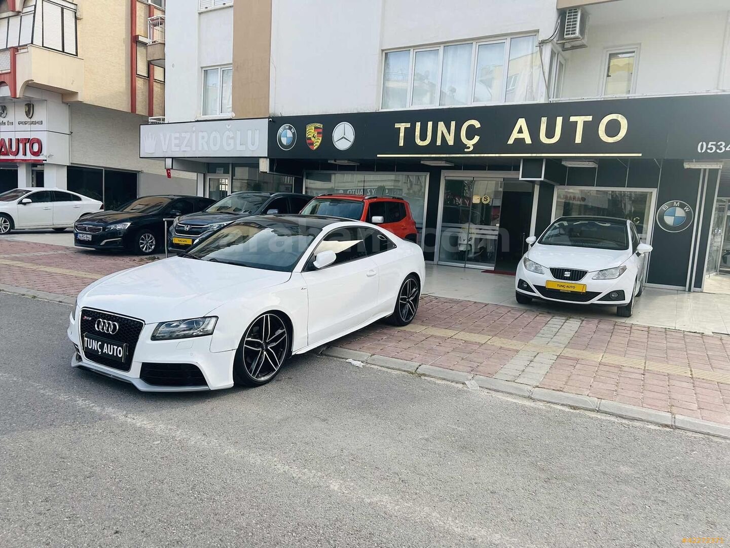 Galeriden Audi A5 Coupe 1.8 TFSI 2011 Model Antalya 211.000 km Beyaz 3